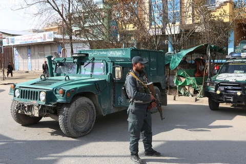 Nhân viên an ninh Afghanistan tại thủ đô Kabul. (Ảnh: THX/TTXVN)