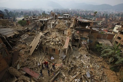 Cảnh tan hoang sau trận động đất tại Kathmandu, Nepal ngày 25/4/2015. (Nguồn: AP)