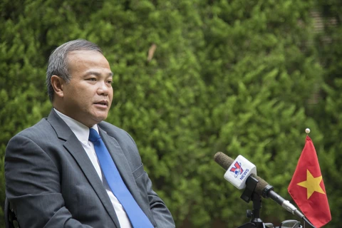 Đại sứ Việt Nam tại Nhật Bản Vũ Hồng Nam trả lời phỏng vấn TTXVN. (Ảnh: TTXVN)