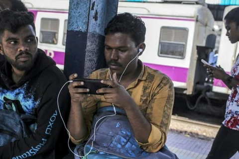 Ấn Độ cấm sử dụng nhiều ứng dụng điện thoại di động của Trung Quốc. (Nguồn: Bloomberg)