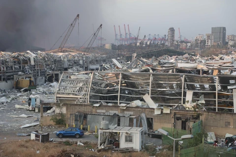 Nhà cửa bị phá hủy sau vụ nổ ở Beirut, Liban ngày 4/8/2020. (Ảnh: THX/TTXVN)
