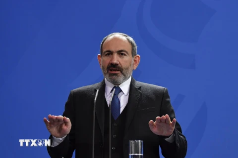 Thủ tướng Armenia Nikol Pashinyan phát biểu tại một cuộc họp báo ở Berlin, Đức. (Ảnh: AFP/TTXVN)