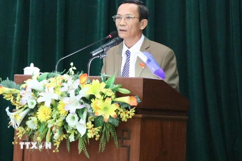 Ông Lê Thanh Đồng, Phó Chủ tịch Hội đồng nhân dân tỉnh Phú Yên nhiệm kỳ 2016-2021, phát biểu tại kỳ họp. (Ảnh: Phạm Cường/TTXVN)