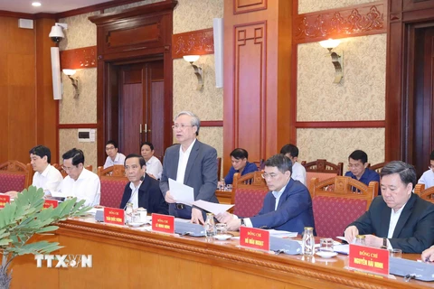 Đồng chí Trần Quốc Vượng, Ủy viên Bộ Chính trị, Thường trực Ban Bí thư chủ trì phiên họp. (Ảnh: Phương Hoa/TTXVN)