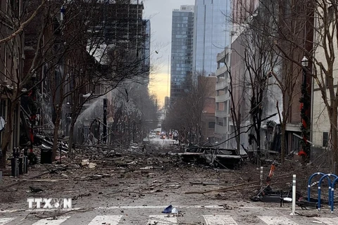 Hiện trường vụ nổ ở Nashville, bang Tennessee, Mỹ ngày 25/12/2020. (Ảnh: AFP/TTXVN)