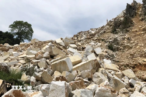 Mỏ đá vôi trắng làng Lạnh II, xã Liễu Đô (Lục Yên, Yên Bái). (Ảnh: Đức Tưởng/TTXVN)