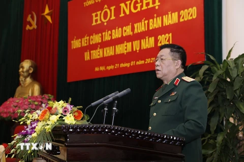 Thượng tướng Nguyễn Trọng Nghĩa, Phó Chủ nhiệm Tổng cục Chính trị QĐND Việt Nam chủ trì hội nghị. (Ảnh: Dương Giang/TTXVN)