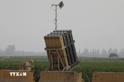 Hệ thống phòng thủ tên lửa Vòm Sắt được triển khai ở Thung lũng Hula, miền Bắc Israel ngày 27/7/2020. (Ảnh: AFP/TTXVN)