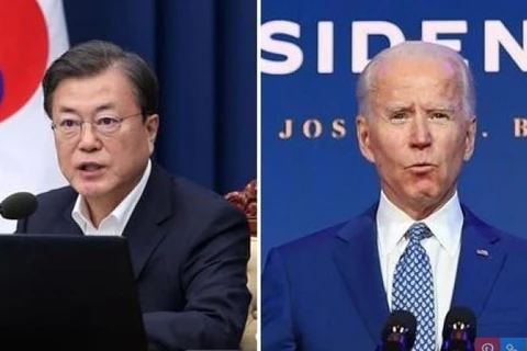Tổng thống Hàn Quốc Moon Jae-in và người đồng cấp Mỹ Joe Biden. (Nguồn: Korea Times)