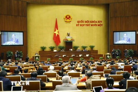 Chủ tịch Ủy ban Trung ương Mặt trận Tổ quốc Việt Nam Trần Thanh Mẫn trình bày Báo cáo tổng hợp ý kiến, kiến nghị của cử tri và nhân dân gửi đến kỳ họp thứ 11, Quốc hội khóa XIV. (Ảnh: Doãn Tấn/TTXVN)