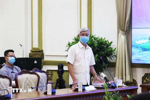 Ông Võ Văn Hoan, Phó Chủ tịch UBND Thành phố, thành viên Ủy ban Bầu cử Thành phố Hồ Chí Minh phát biểu. (Ảnh: Xuân Khu/TTXVN)