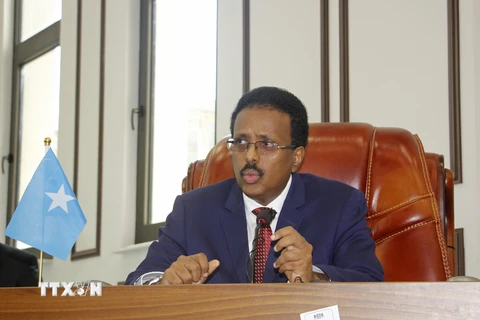 Tổng thống Mohamed Abdullahi tại cuộc họp ở Mogadishu, Somalia. (Ảnh: THX/TTXVN)