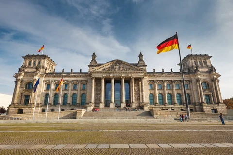 Bên ngoài tòa nhà Quốc hội Đức. (Nguồn: ecotextile.com)