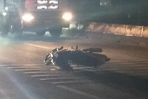4 người chạy xe máy từ Bình Dương về quê Lào Cai gặp tai nạn