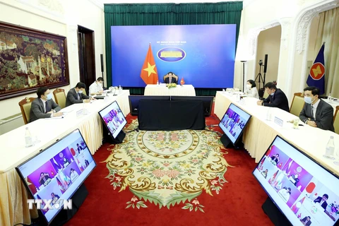 Bộ trưởng Bộ Ngoại giao Bùi Thanh Sơn dự Hội nghị Hợp tác Mekong-Nhật Bản lần thứ 14 theo hình thức trực tuyến. (Ảnh: Phạm Kiên/TTXVN)