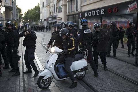 Cảnh sát chống bạo động Pháp tại Marseille. (Nguồn: AP)
