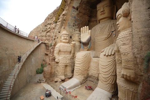 Trung Quốc phục chế xong bàn chân tượng Phật 1.600 tuổi