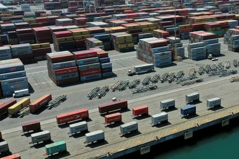 Các container hàng hóa ở cảng Los Angeles của Mỹ. (Nguồn: Reuters)