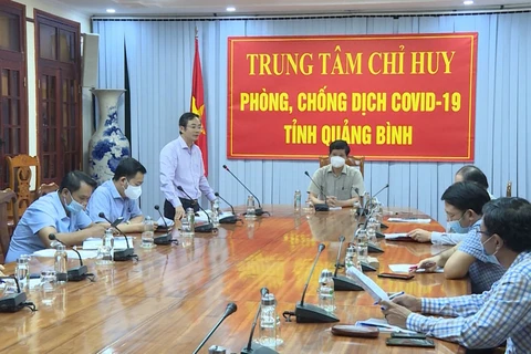 UBND tỉnh Quảng Bình tổ chức họp bàn về phương án tổ chức dạy học thực hiện chương trình năm học 2021-2022. (Nguồn: qbtv.vn)