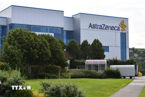 Trụ sở hãng dược AstraZeneca tại Macclesfield, Cheshire, Anh. (Ảnh: AFP/TTXVN)