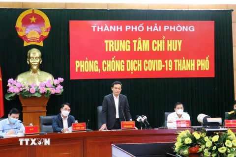 Bí thư Thành ủy Hải Phòng Trần Lưu Quang phát biểu tại hội nghị. (Ảnh: An Đăng/TTXVN)