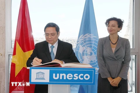 [Photo] Thủ tướng Phạm Minh Chính thăm Trụ sở UNESCO