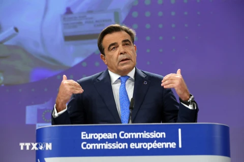 Phó Chủ tịch Ủy ban châu Âu Margaritis Schinas. (Ảnh: AFP/TTXVN)