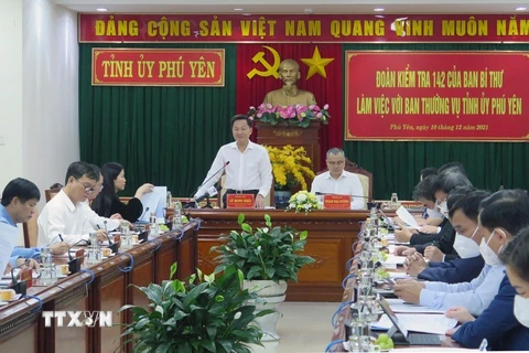 Bí thư Trung ương Đảng, Phó Thủ tướng Chính phủ Lê Minh Khái phát biểu tại buổi làm việc với Tỉnh ủy Phú Yên. (Ảnh: Xuân Triệu/TTXVN)