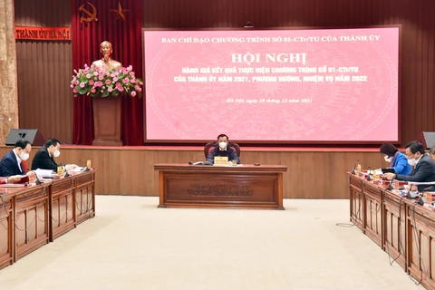 Bí thư Thành ủy Hà Nội Đinh Tiến Dũng chủ trì hội nghị. (Nguồn: hanoimoi.com.vn)