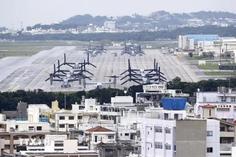 Căn cứ không quân Futenma của Lực lượng lính thủy đánh bộ Mỹ tại tỉnh Okinawa, Nhật Bản. (Ảnh: Kyodo/TTXVN)