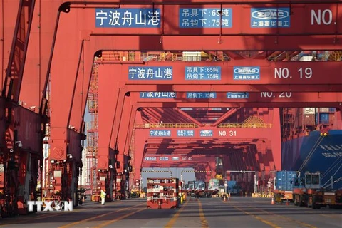 Quang cảnh cảng hàng hóa tại Ninh Ba, tỉnh Chiết Giang, Trung Quốc, ngày 19/2/2021. (Ảnh: THX/TTXVN)