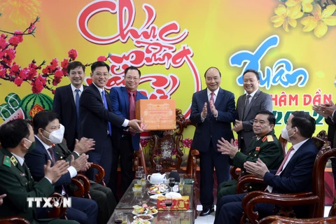 [Photo] Chủ tịch nước thăm, chúc Tết các cơ quan, đơn vị tại Đà Nẵng