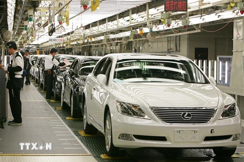 Ôtô mới lắp ráp tại một nhà máy của Toyota, ở Aichi, Nhật Bản. (Ảnh: AFP/TTXVN)