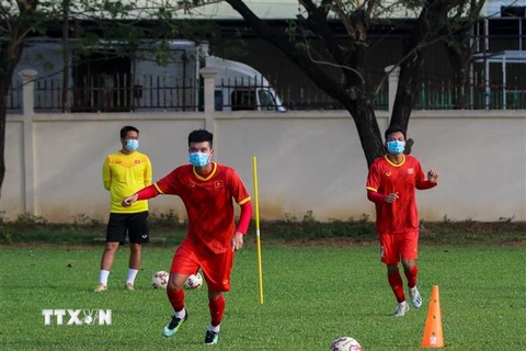 Các cầu thủ U23 Việt Nam luyện tập. (Ảnh: TTXVN/phát)