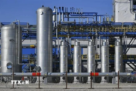  Một nhà máy lọc dầu của Nga ở vùng Amur. (Ảnh: TASS/TTXVN)