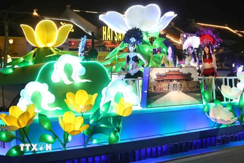 Carnaval Hạ Long trở lại vào 20 giờ ngày 29/4. (Ảnh: Thành Đạt/TTXVN)