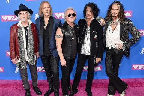 Các thành viên ban nhạc từ trái qua: Brad Whitford, Tom Hamilton, Joey Kramer, Joe Perry và Steven Tyler của Aerosmith tại Lễ trao giải MTV Video Music 2018 ở New York. (Nguồn: Getty Images)