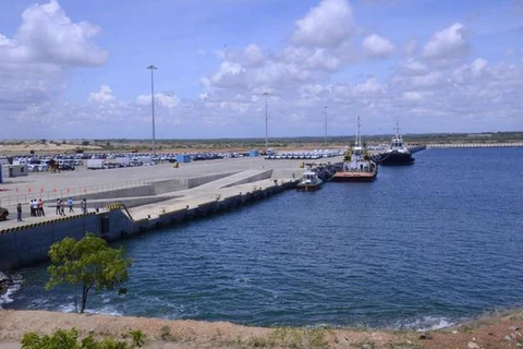 Cảng Hambantota của Sri Lanka cho Trung Quốc thuê 99 năm. (Nguồn: thehindu.com)