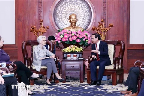 Ông Nguyễn Văn Nên, Ủy viên Bộ Chính trị, Bí thư Thành phố Hồ Chí Minh đã có buổi tiếp và hội đàm với bà Wendy Sherman, Thứ trưởng Bộ Ngoại giao Hoa Kỳ. (Ảnh: Xuân Khu/TTXVN)