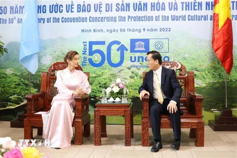 Thứ trưởng Bộ Ngoại giao Hà Kim Ngọc tiếp Tổng giám đốc UNESCO Audrey Azoulay. (Ảnh: Đức Phương/TTXVN)
