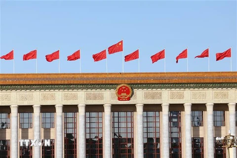 Quang cảnh bên ngoài Đại lễ đường Nhân dân ở thủ đô Bắc Kinh, nơi diễn ra Đại hội Đại biểu toàn quốc lần thứ XX Đảng Cộng sản Trung Quốc, ngày 16/10/2022. (Ảnh: THX/TTXVN)