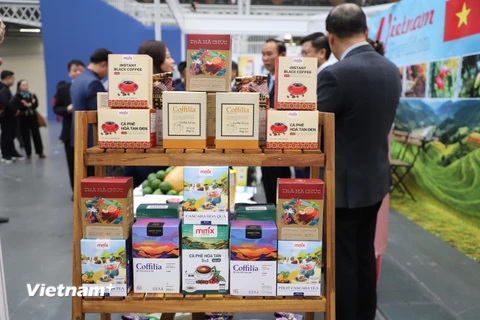 Các sản phẩm thế mạnh của Việt Nam tại Hội chợ VEGFEST 2022 . (Ảnh: Hải Vân/Vietnam+)