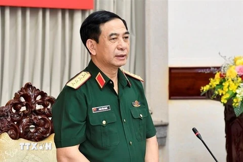 Đại tướng Phan Văn Giang, Bộ trưởng Bộ Quốc phòng phát biểu tại buổi làm việc. (Ảnh: TTXVN)
