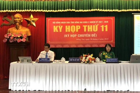Thường trực HĐND tỉnh Đồng Nai chủ trì kỳ họp. (Ảnh: Nguyễn Văn Việt/TTXVN)