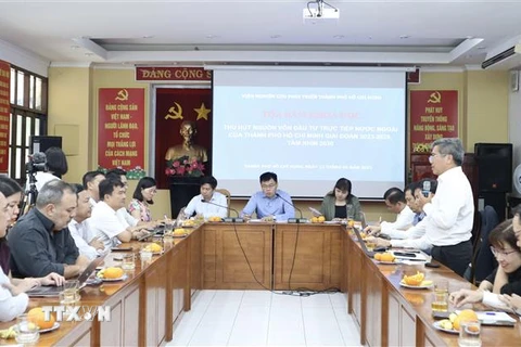 Tọa đàm “Thu hút nguồn vốn đầu tư trực tiếp nước ngoài của TP Hồ Chí Minh giai đoạn 2023-2025, tầm nhìn 2030”. (Ảnh: Xuân Anh/TTXVN)