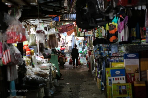 [Podcast] Hà Nội: Những khu chợ truyền thống 'thoi thóp' vì ế ẩm