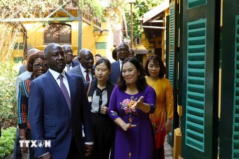 Chủ tịch Quốc hội Bờ Biển Ngà thăm khu Di tích Chủ tịch Hồ Chí Minh 