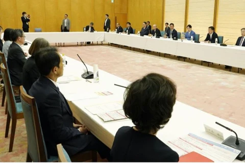 Một cuộc họp về bình đẳng giới được tổ chức tại Văn phòng Thủ tướng ở Tokyo vào ngày 5/6/2023. (Nguồn: Kyodo)