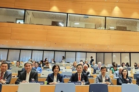 Thứ trưởng Bộ Khoa học và Công nghệ Nguyễn Hoàng Giang (thứ tư từ trái sang) dẫn đầu Đoàn đại biểu Việt Nam tham dự Đại hội đồng WIPO 2023. (Ảnh: Bộ Khoa học và Công nghệ)