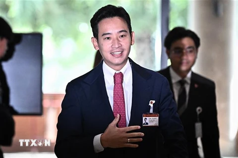 Ông Pita Limjaroenrat, lãnh đạo đảng Tiến bước (MFP), ứng cử viên thủ tướng Thái Lan. (Ảnh: AFP/TTXVN)